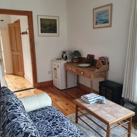 Cosy Self Contained Cottage With Stunning Views Killaloe Eksteriør billede