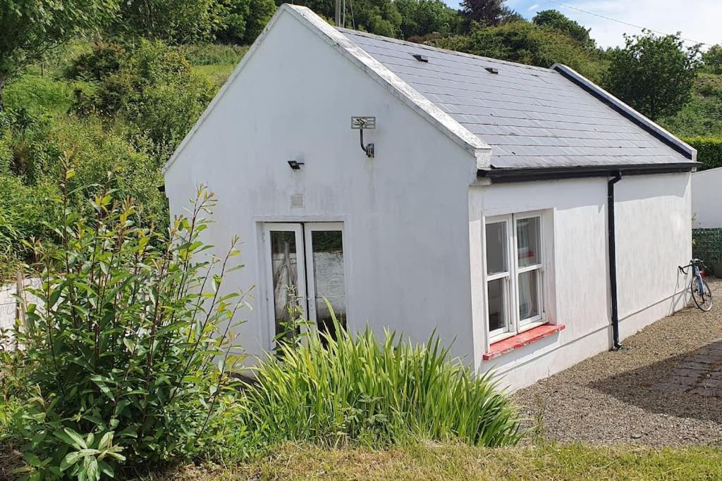 Cosy Self Contained Cottage With Stunning Views Killaloe Eksteriør billede